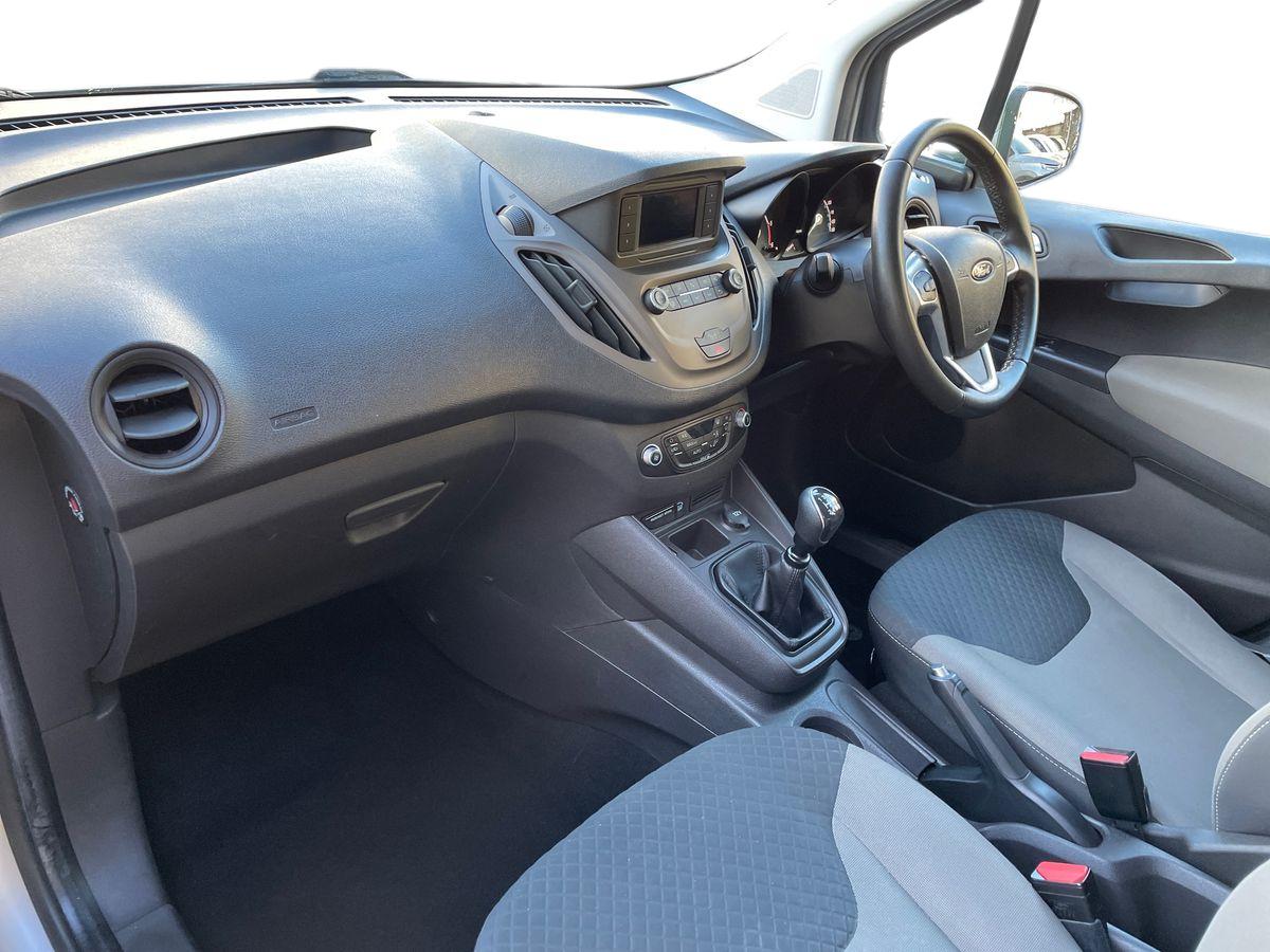 Used Ford Tourneo Courier 2020 for sale - 77079105: Photo 18