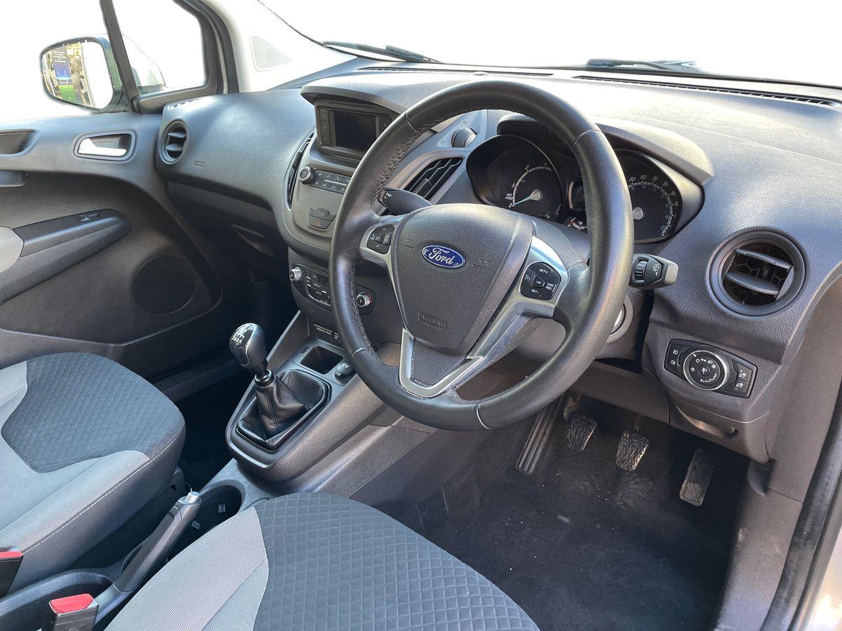 Used Ford Tourneo Courier 2020 for sale - 77079105: Photo 22