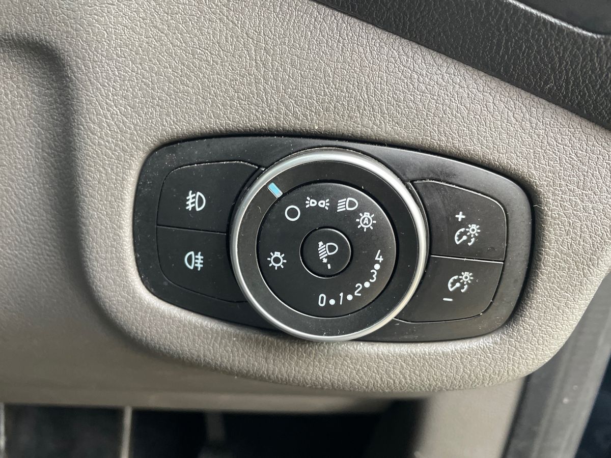 Used Ford Grand Tourneo Connect 2020 for sale - 77281045: Photo 36