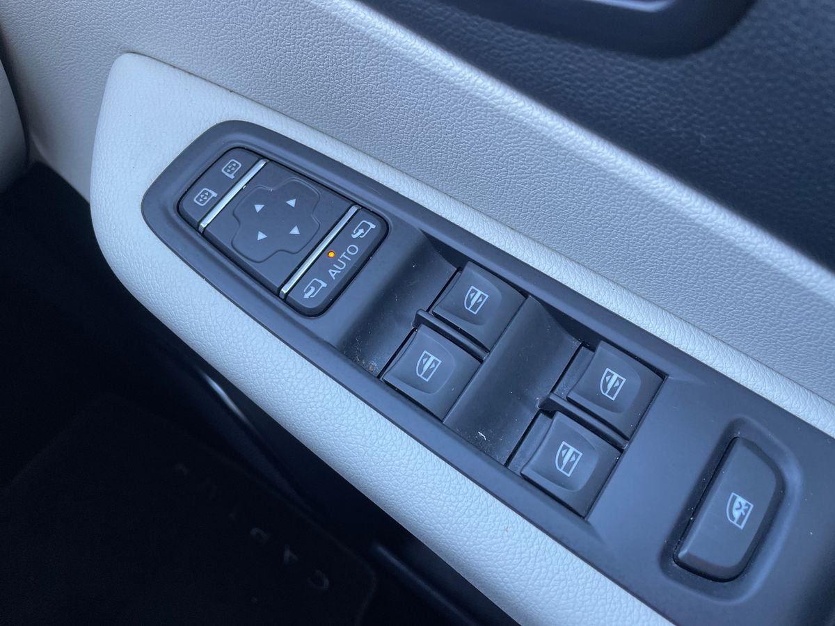 Used Renault Captur 2019 for sale - 76757939: Photo 24