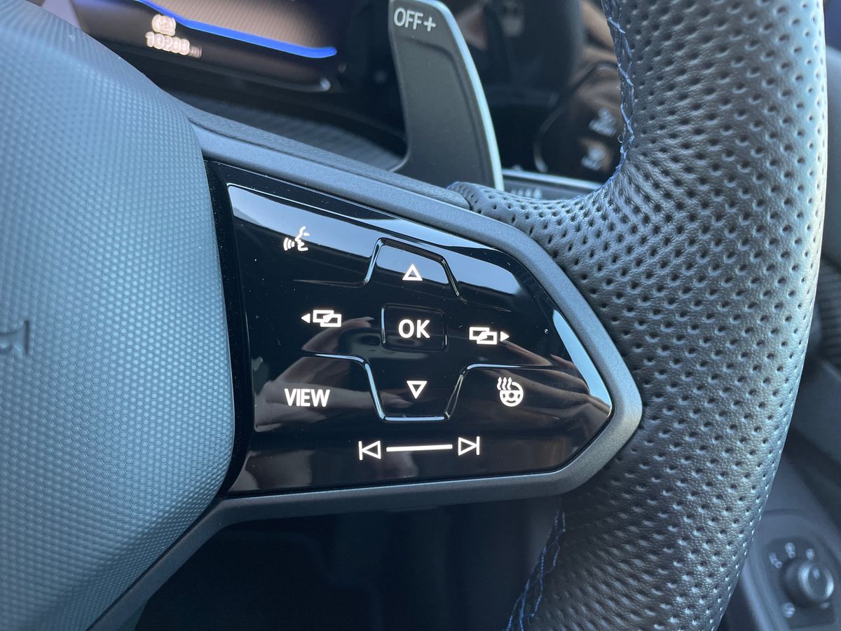 Used Volkswagen Golf 2023 for sale - 77160755: Photo 35