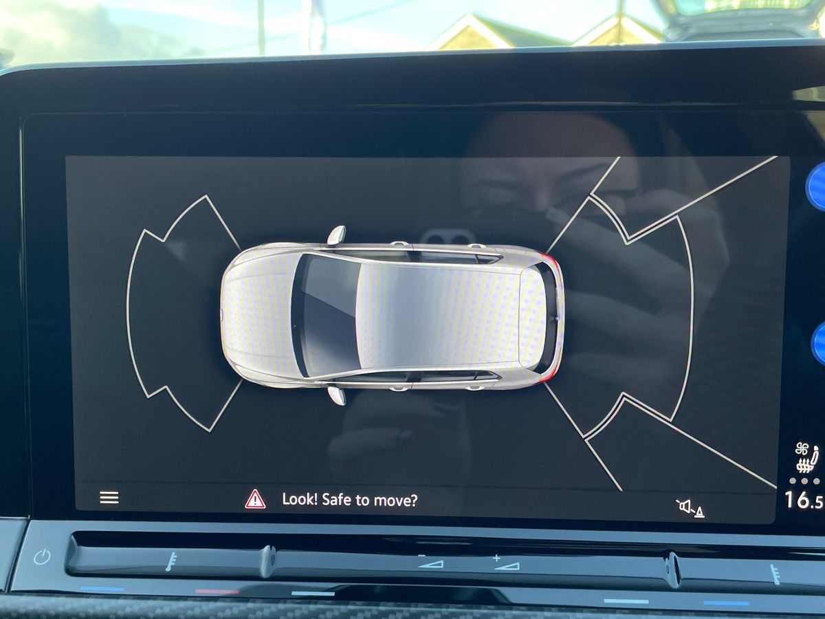 Used Volkswagen Golf 2023 for sale - 77160755: Photo 40