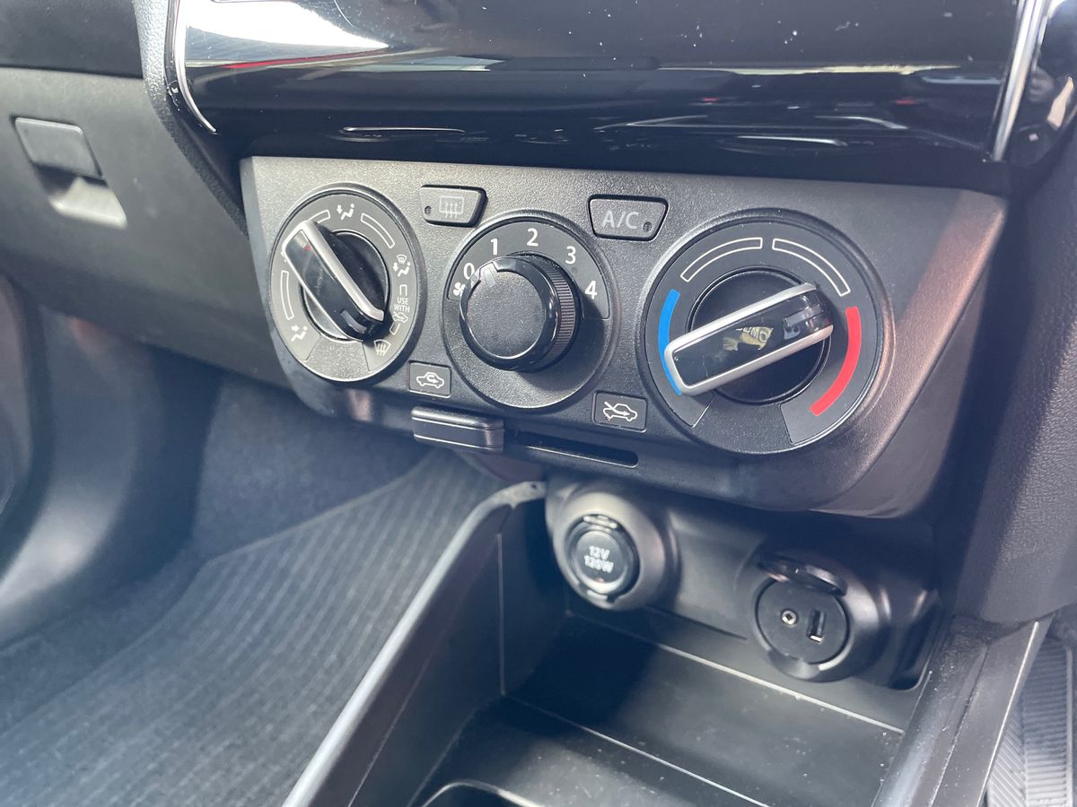 Used Suzuki Swift 2023 for sale - 77653094: Photo 26