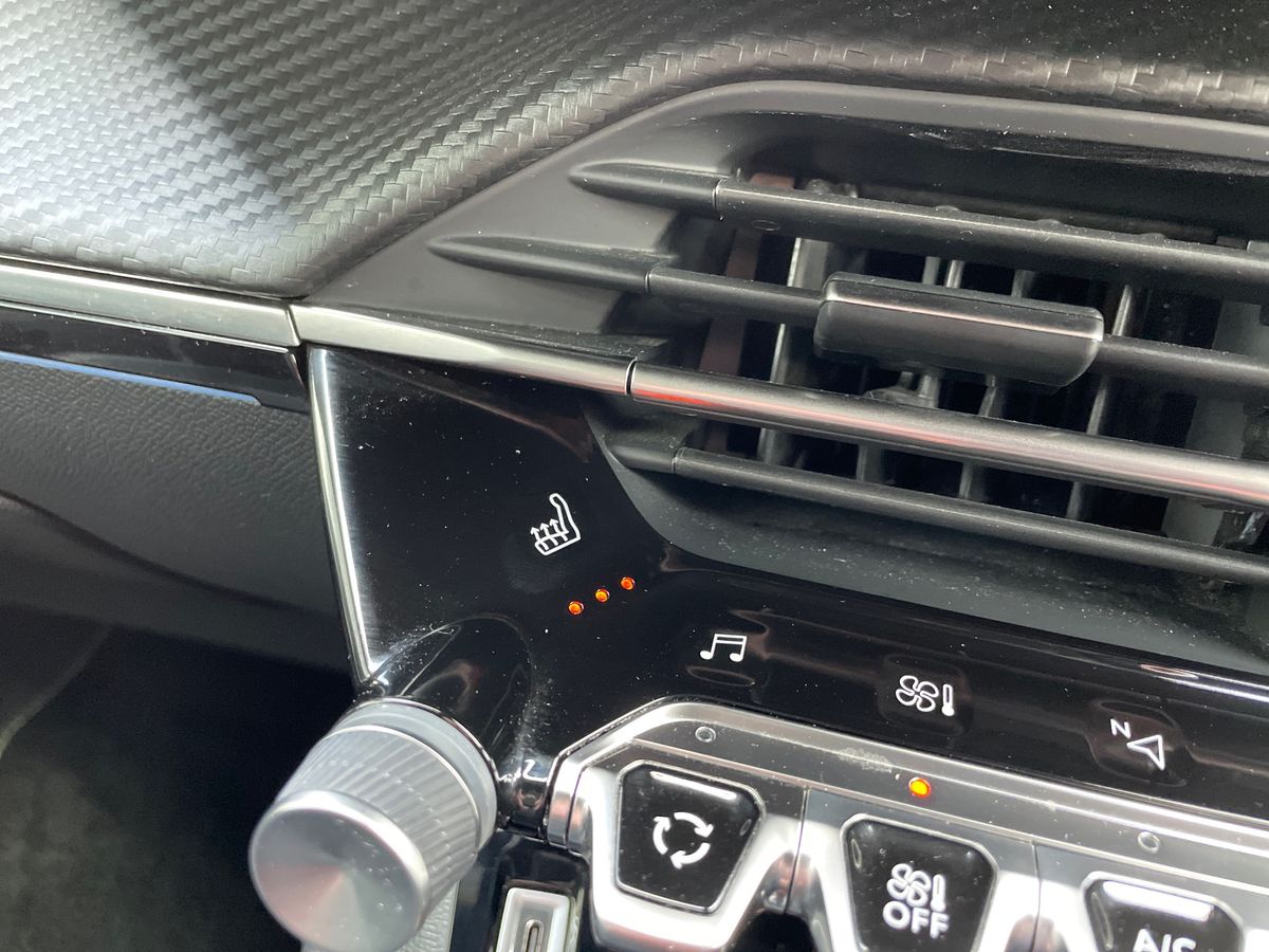 Used Peugeot 2008 2022 for sale - 78206651: Photo 42