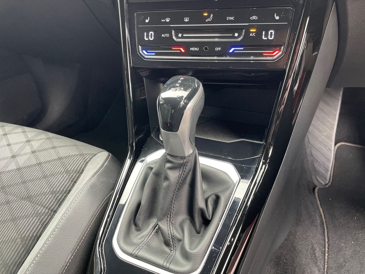 Used Volkswagen T-Roc 2022 for sale - 76870644: Photo 27