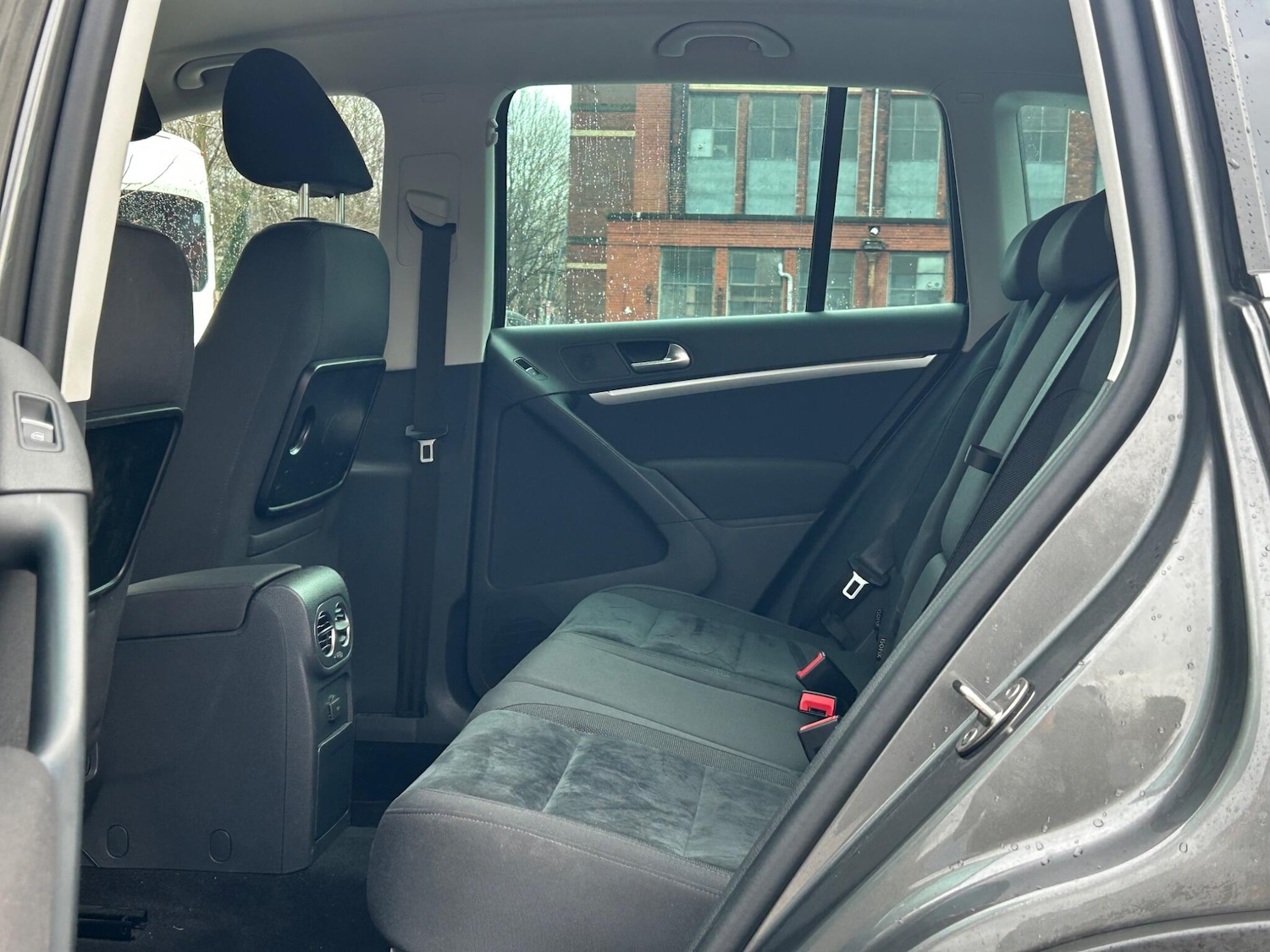 Used Volkswagen Tiguan 2016 for sale - 77082153: Photo 35