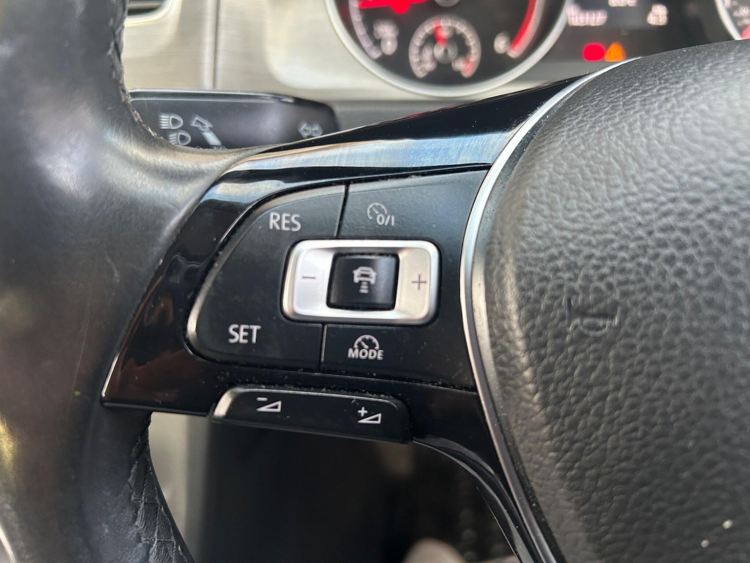 Used Volkswagen Golf 2013 for sale - 76935770: Photo 46