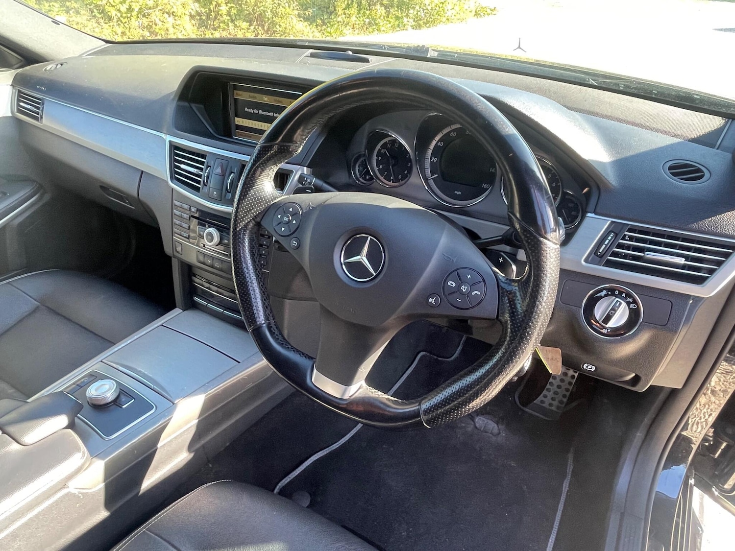 Used Mercedes-Benz E Class 2009 for sale - 76989019: Photo 32