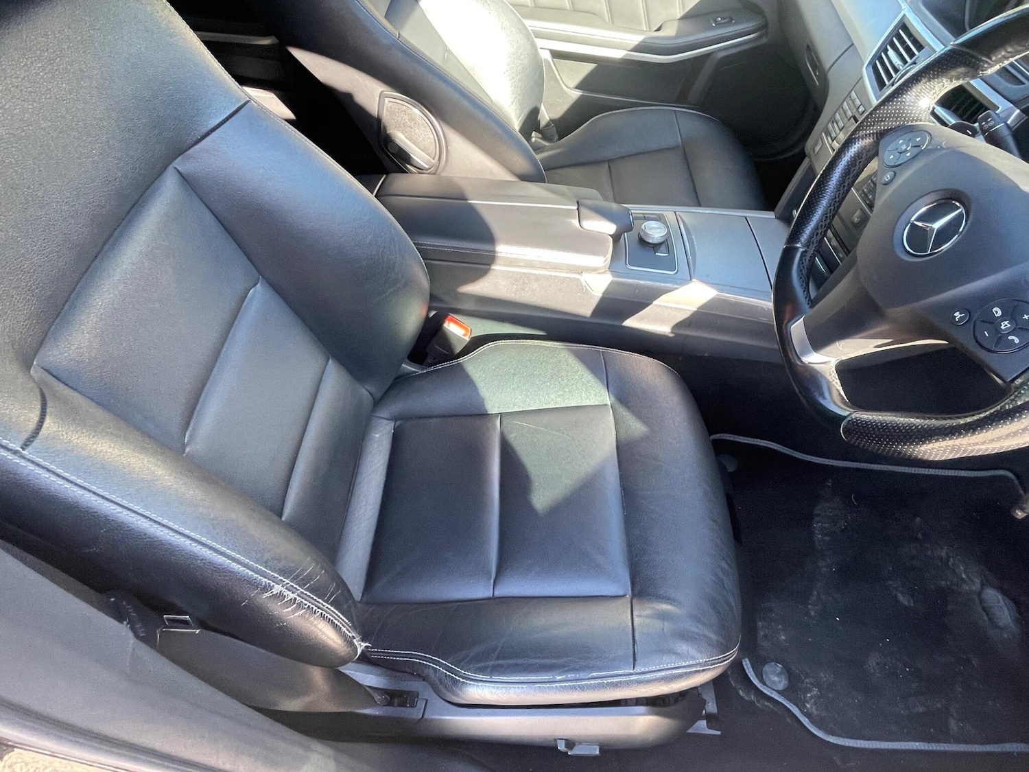 Used Mercedes-Benz E Class 2009 for sale - 76989019: Photo 34