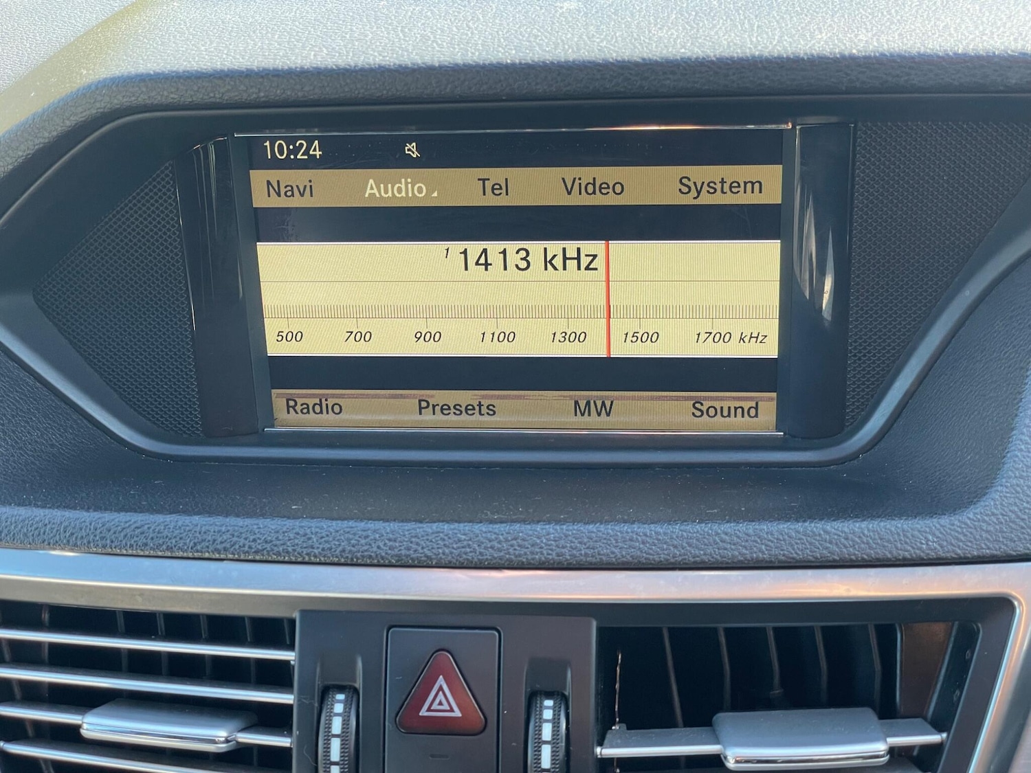 Used Mercedes-Benz E Class 2009 for sale - 76989019: Photo 42