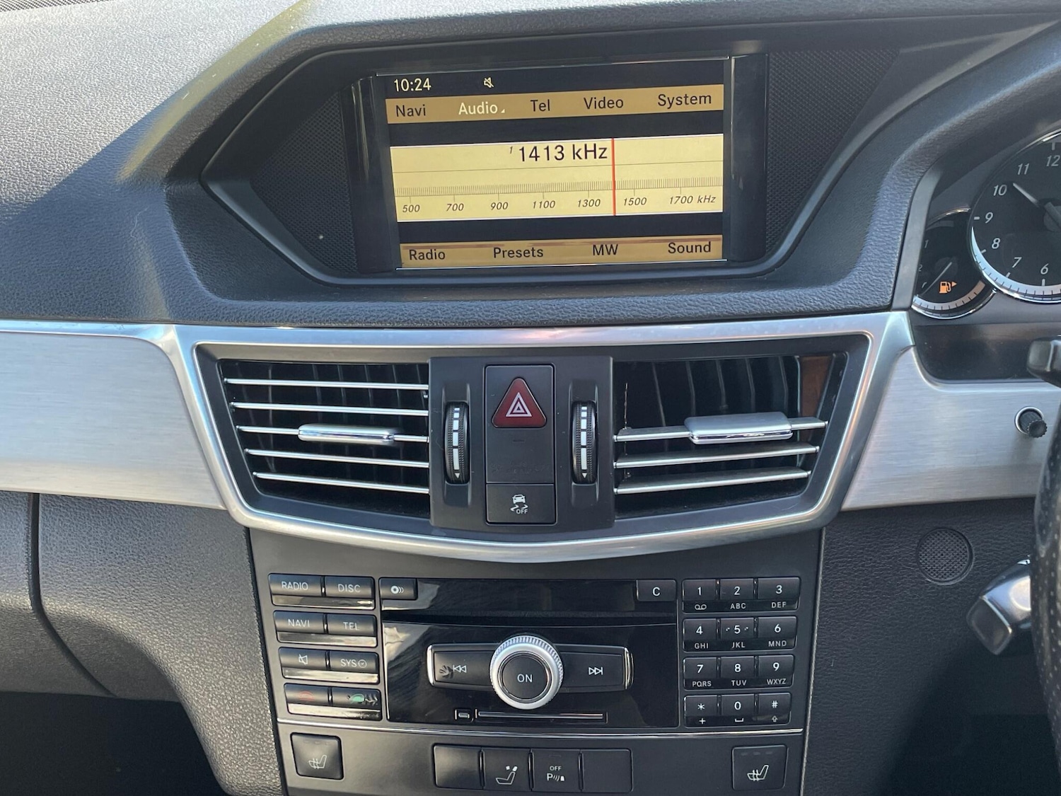 Used Mercedes-Benz E Class 2009 for sale - 76989019: Photo 44