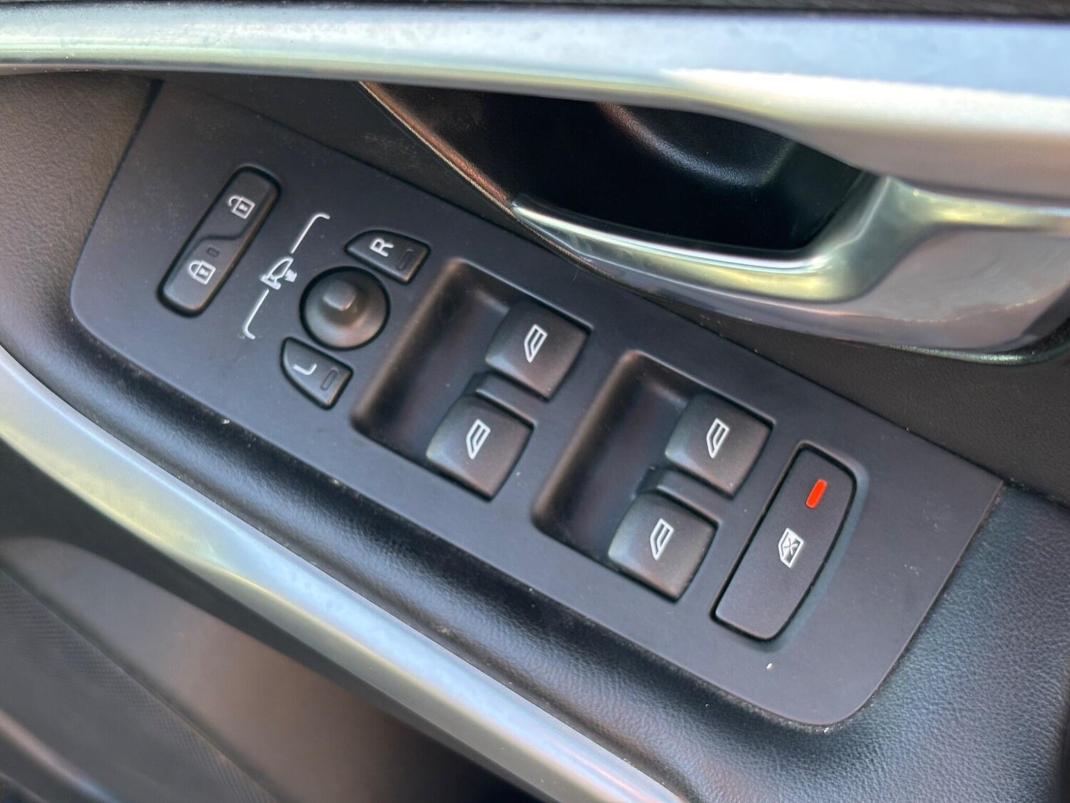 Used Volvo V40 for sale - 77737218: Photo 32