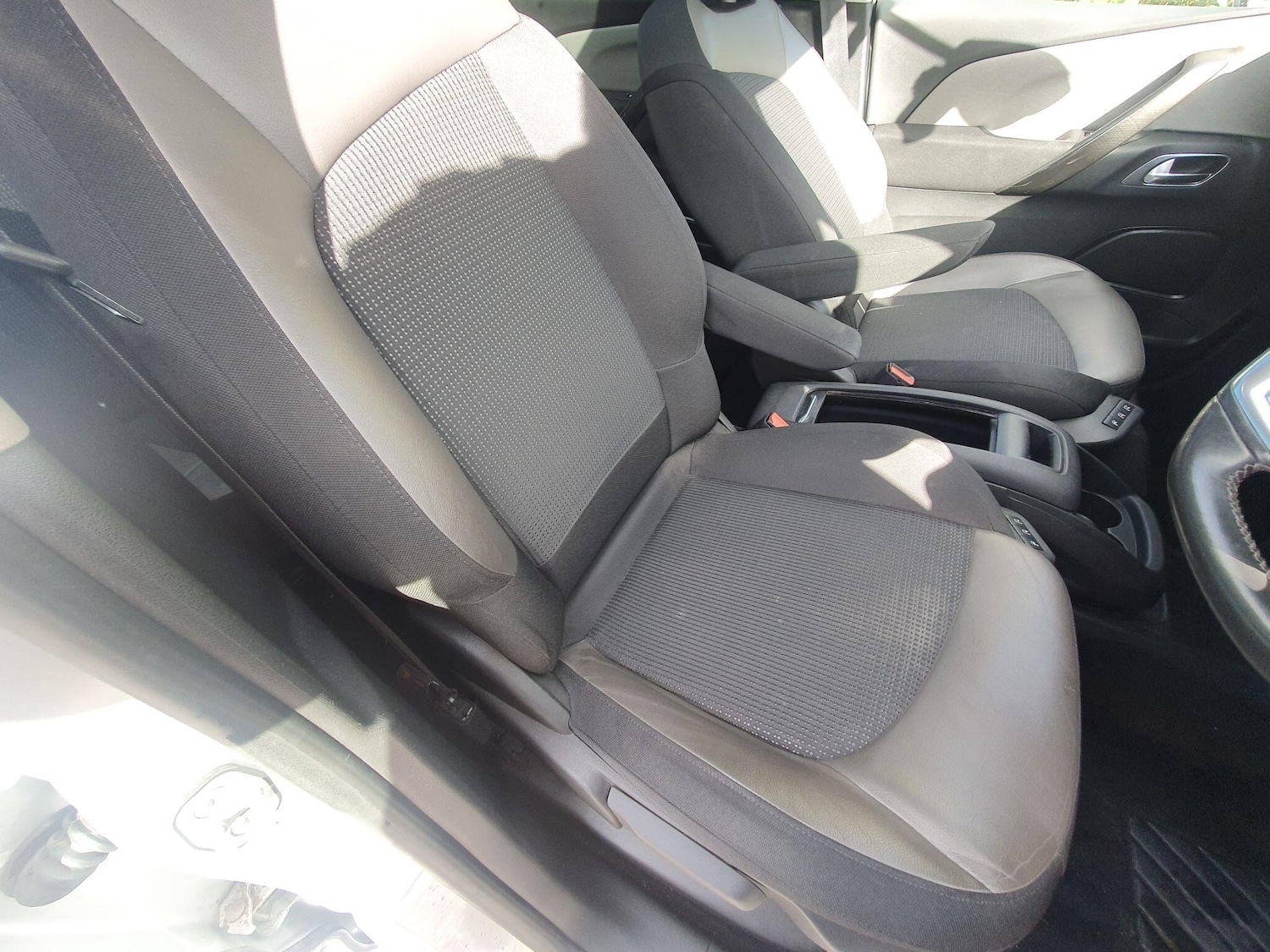 Used Citroen C4 Picasso 2013 for sale - 76988546: Photo 17