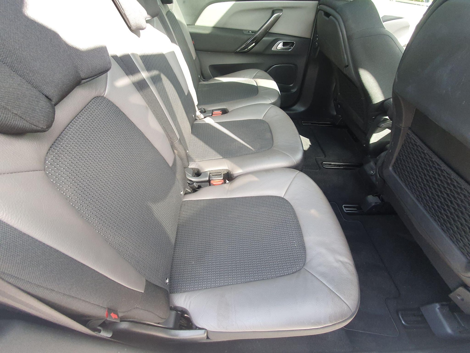 Used Citroen C4 Picasso 2013 for sale - 76988546: Photo 23