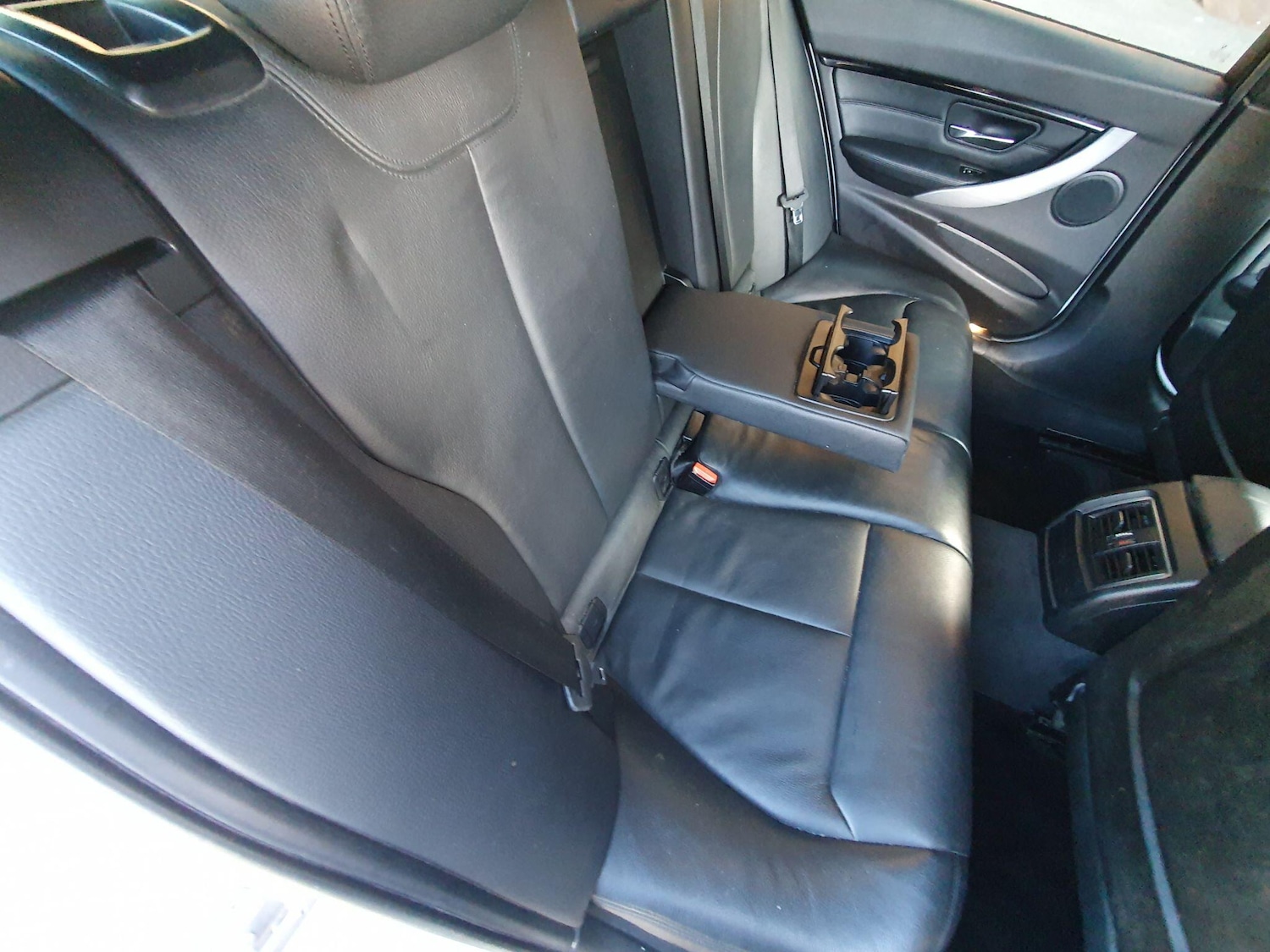 Used BMW 3 Series 2015 for sale - 76361444: Photo 27