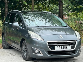 Used Peugeot 5008 2015 for sale - 79540835: Photo