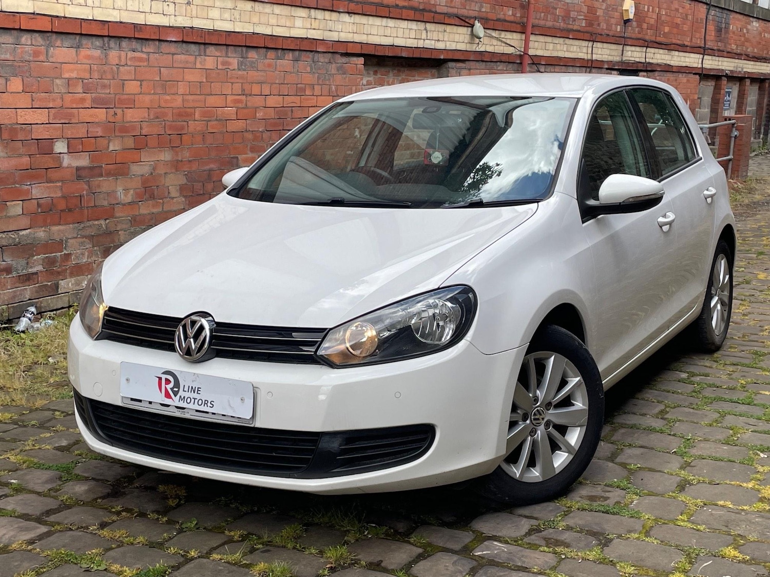 Used Volkswagen Golf 2010 for sale - 76349416: Photo 3