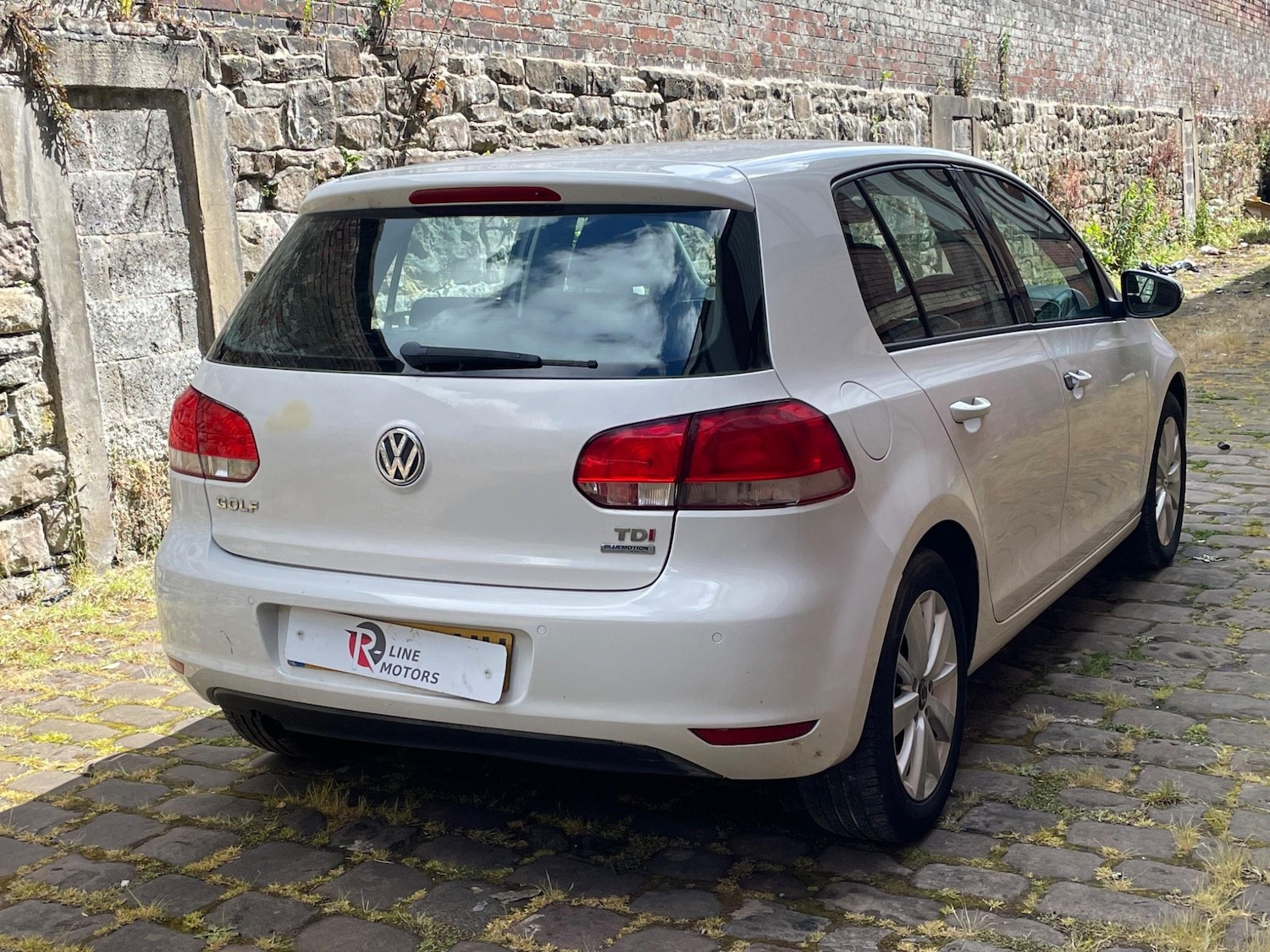 Used Volkswagen Golf 2010 for sale - 76349416: Photo 5