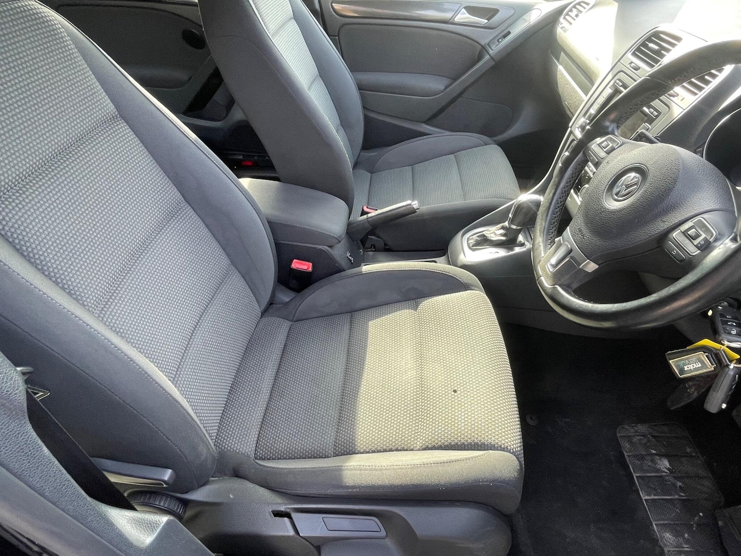 Used Volkswagen Golf 2011 for sale - 76227779: Photo 20