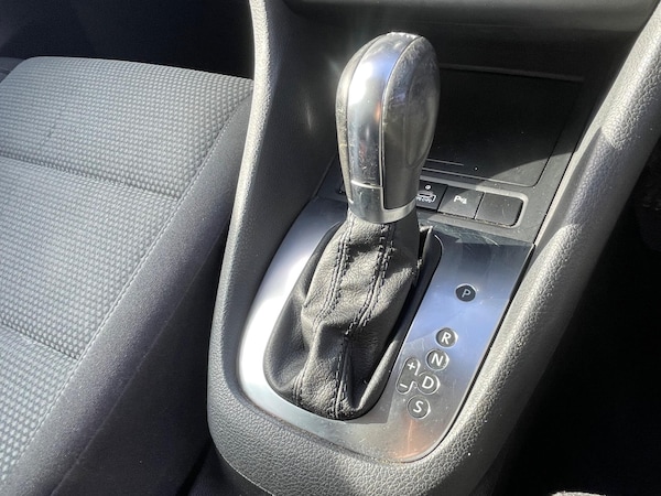 Used Volkswagen Golf 2011 for sale - 76227779: Photo 34