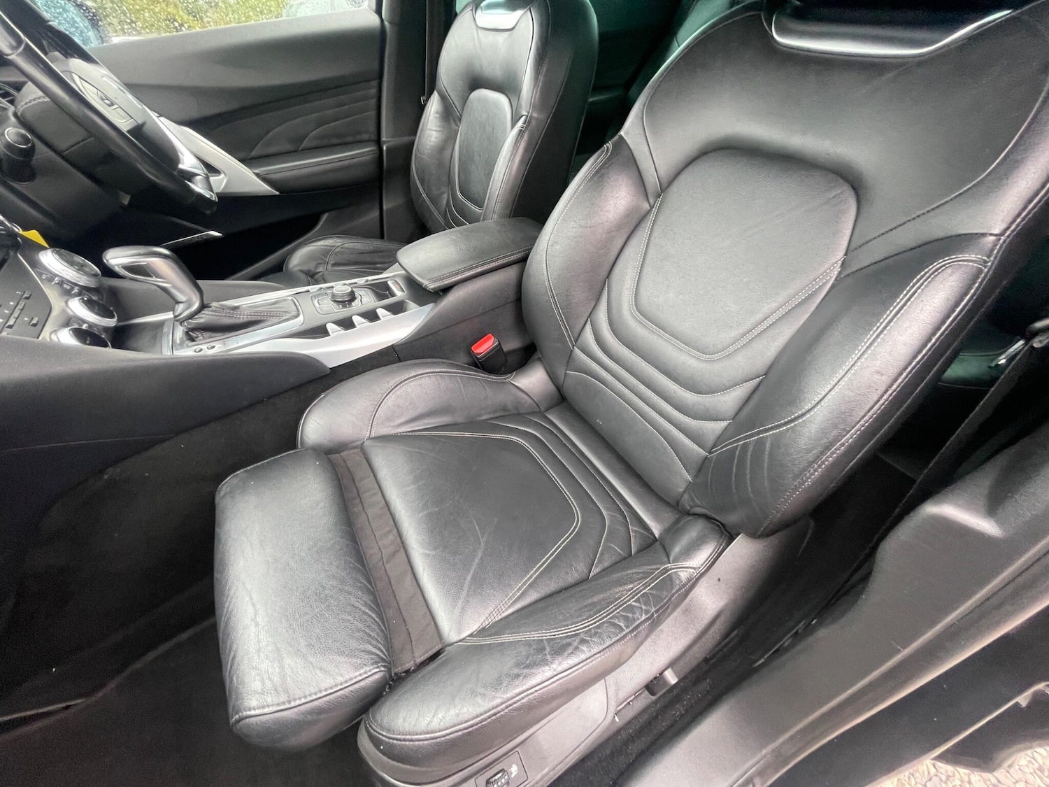 Used Citroen DS5 2012 for sale - 76228037: Photo 20