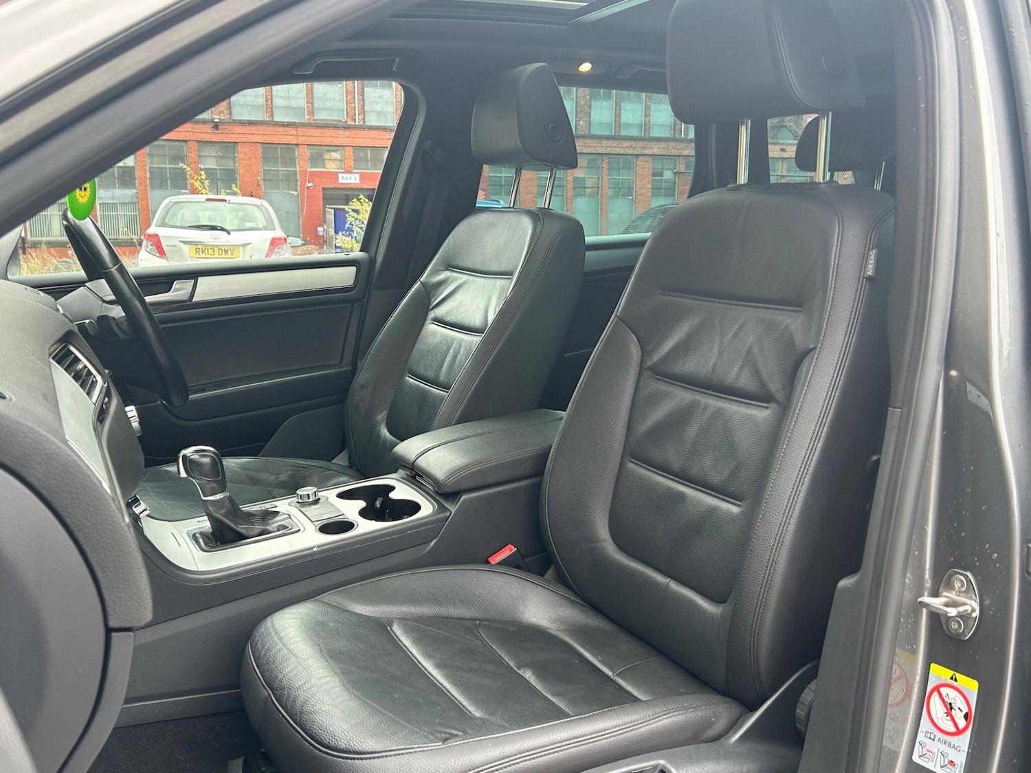 Used Volkswagen Touareg 2013 for sale - 76408367: Photo 31