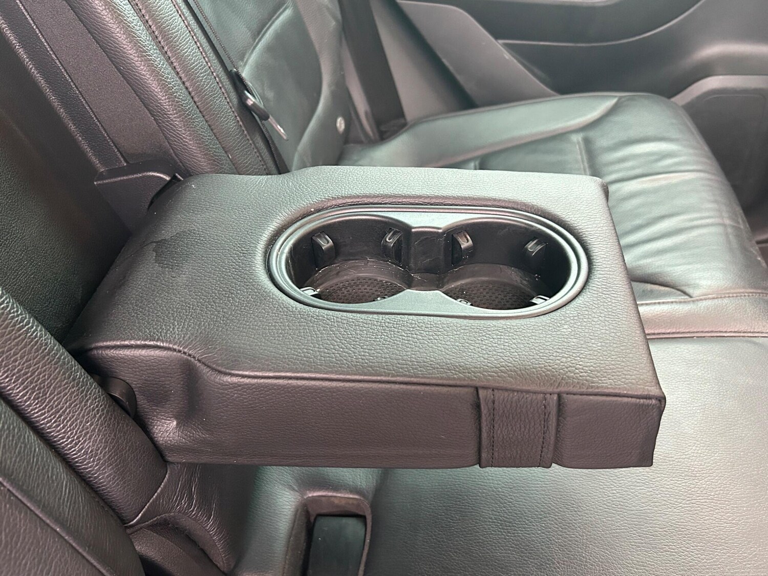 Used Volkswagen Touareg 2013 for sale - 76408367: Photo 38