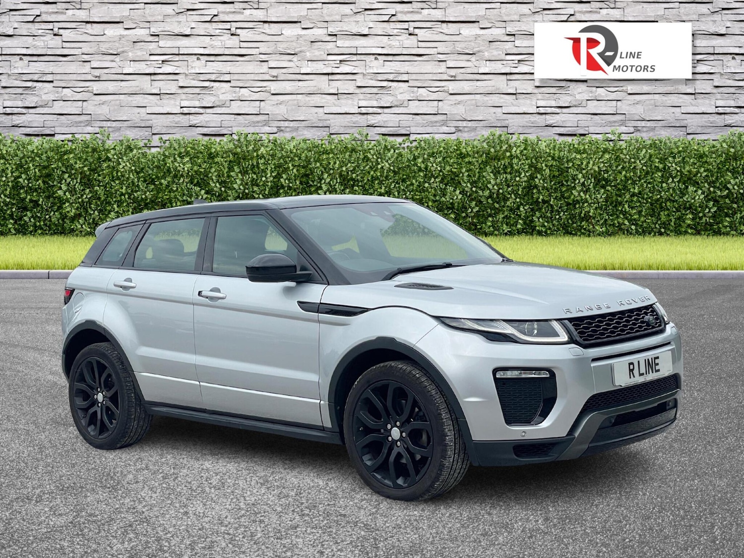 Used Land Rover Range Rover Evoque 2017 for sale - 76059495: Photo 2
