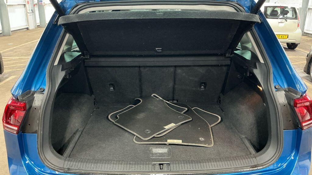 Used Volkswagen Tiguan 2018 for sale - 76585093: Photo 8