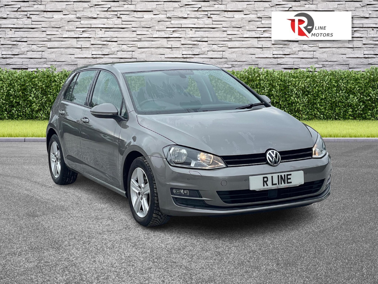 Used Volkswagen Golf 2016 for sale - 76270260: Photo 2