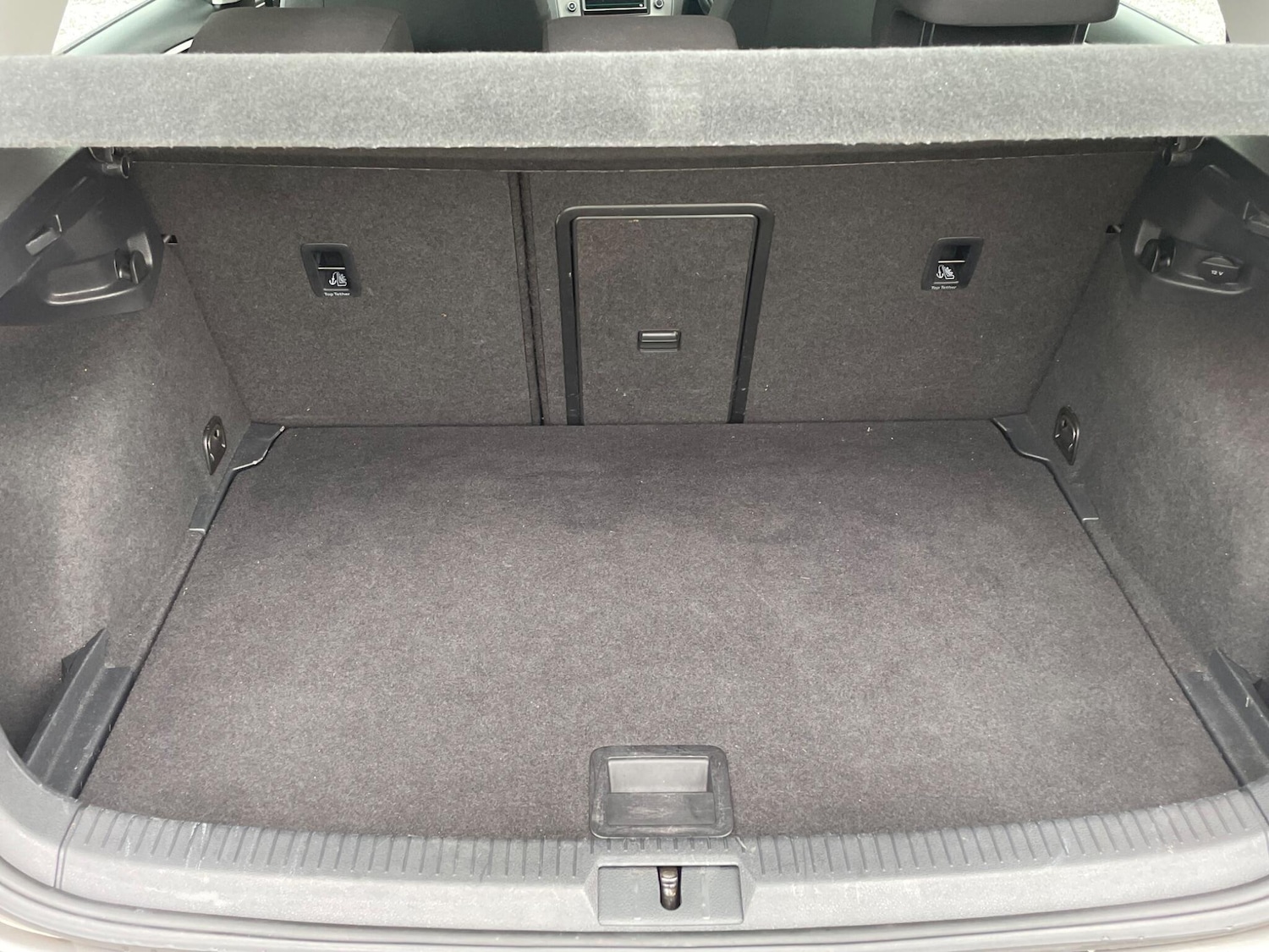 Used Volkswagen Golf 2016 for sale - 76270260: Photo 20