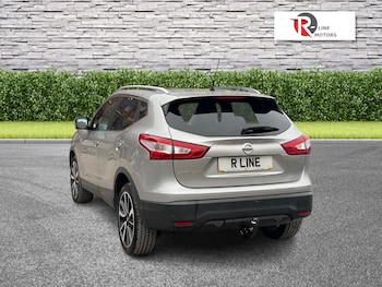 Used Nissan Qashqai 2016 for sale - 76240061: Photo