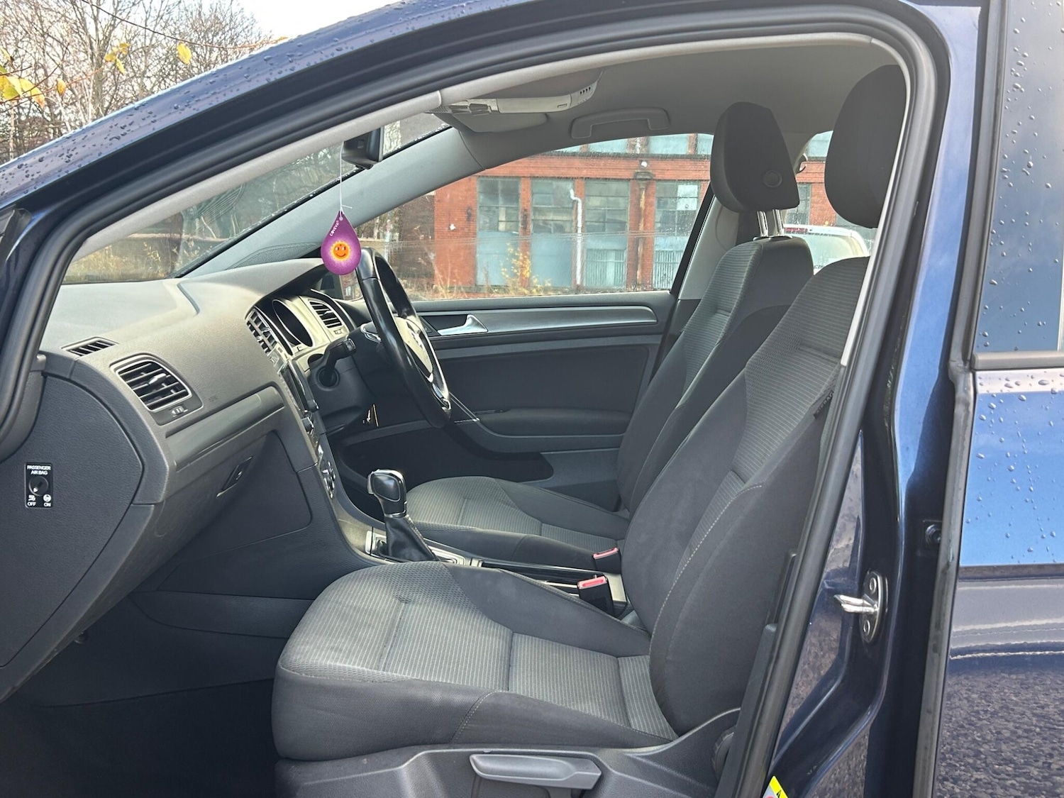 Used Volkswagen Golf 2013 for sale - 76742690: Photo 17