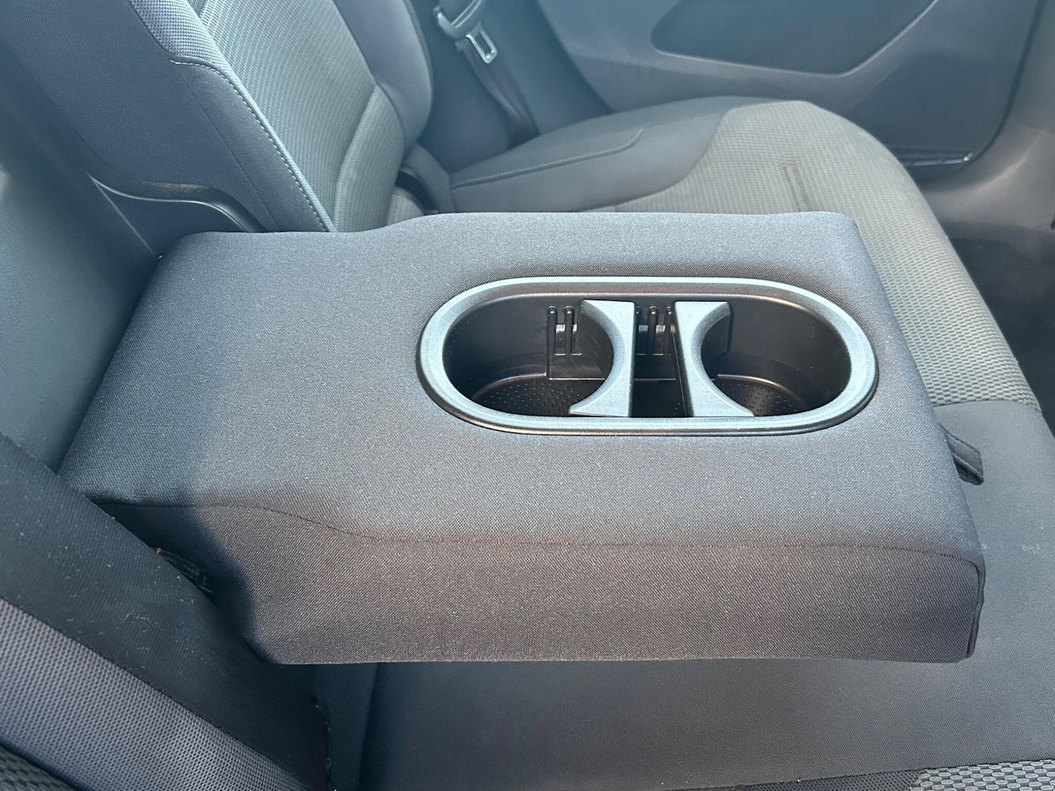 Used Volkswagen Golf 2013 for sale - 76742690: Photo 23