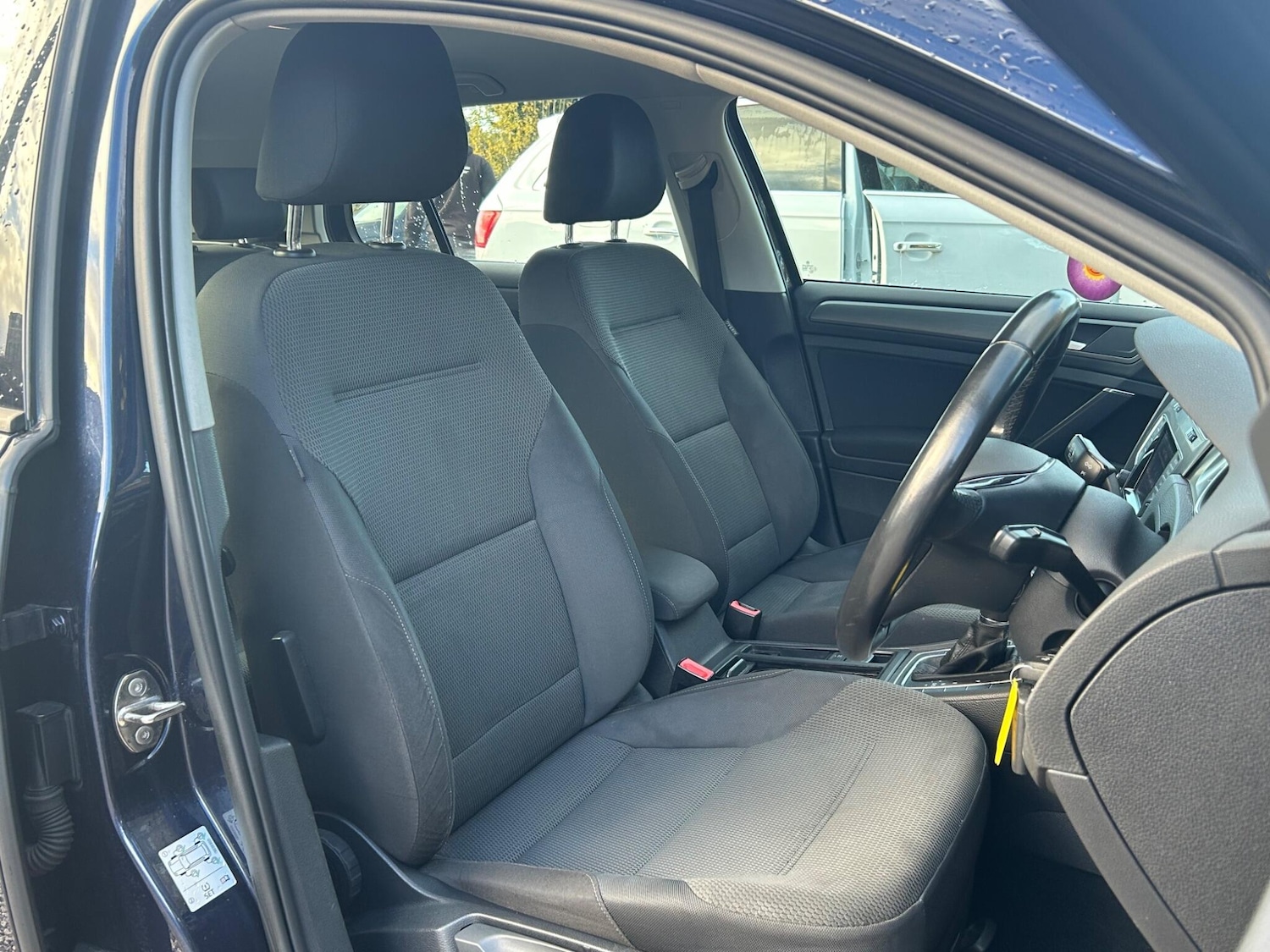 Used Volkswagen Golf 2013 for sale - 76742690: Photo 28