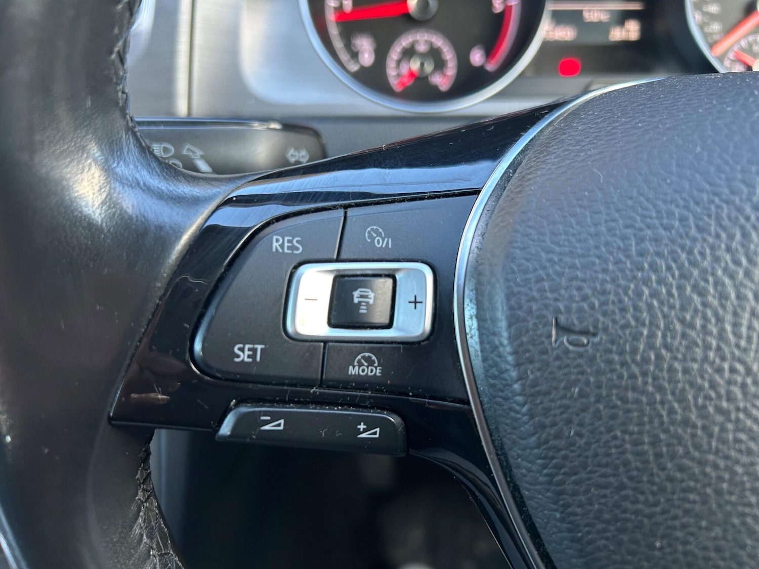 Used Volkswagen Golf 2013 for sale - 76742690: Photo 48