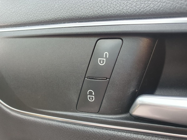 Used Mercedes-Benz A-Class 2014 for sale - 76138711: Photo 48
