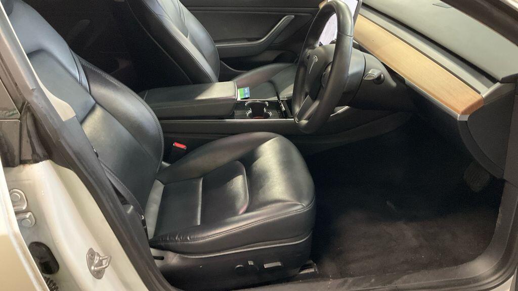 Used Tesla Model 3 2020 for sale - 76538114: Photo 10