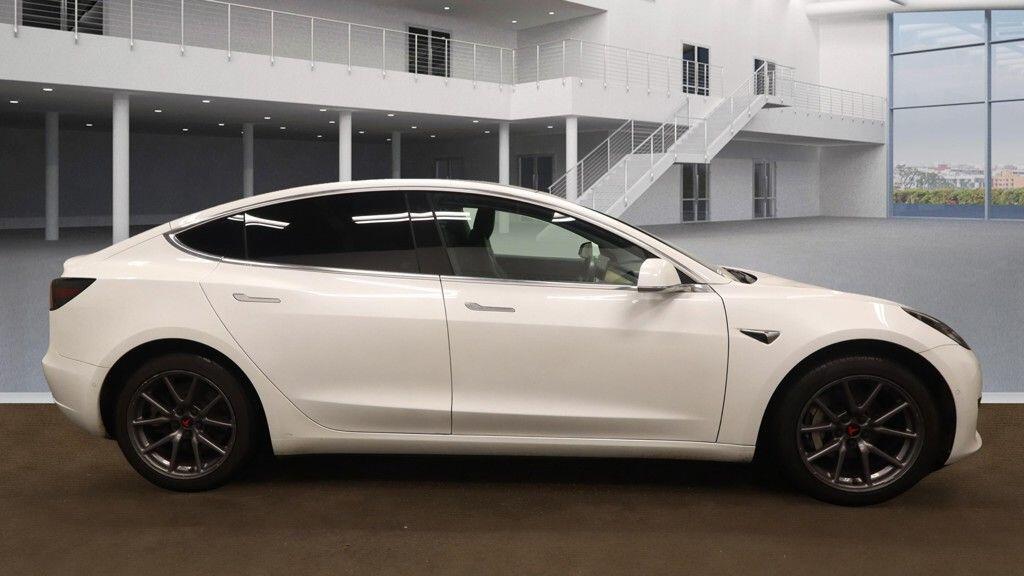 Used Tesla Model 3 2020 for sale - 76538114: Photo 6