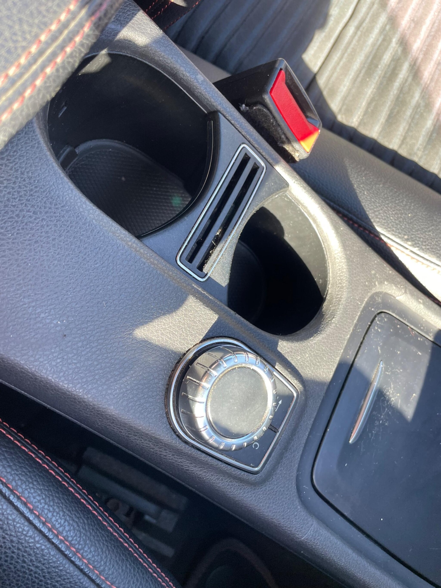 Used Mercedes-Benz A-Class 2013 for sale - 76024554: Photo 40