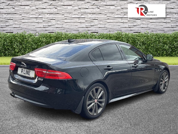 Used Jaguar XE 2016 for sale - 76227521: Photo 10