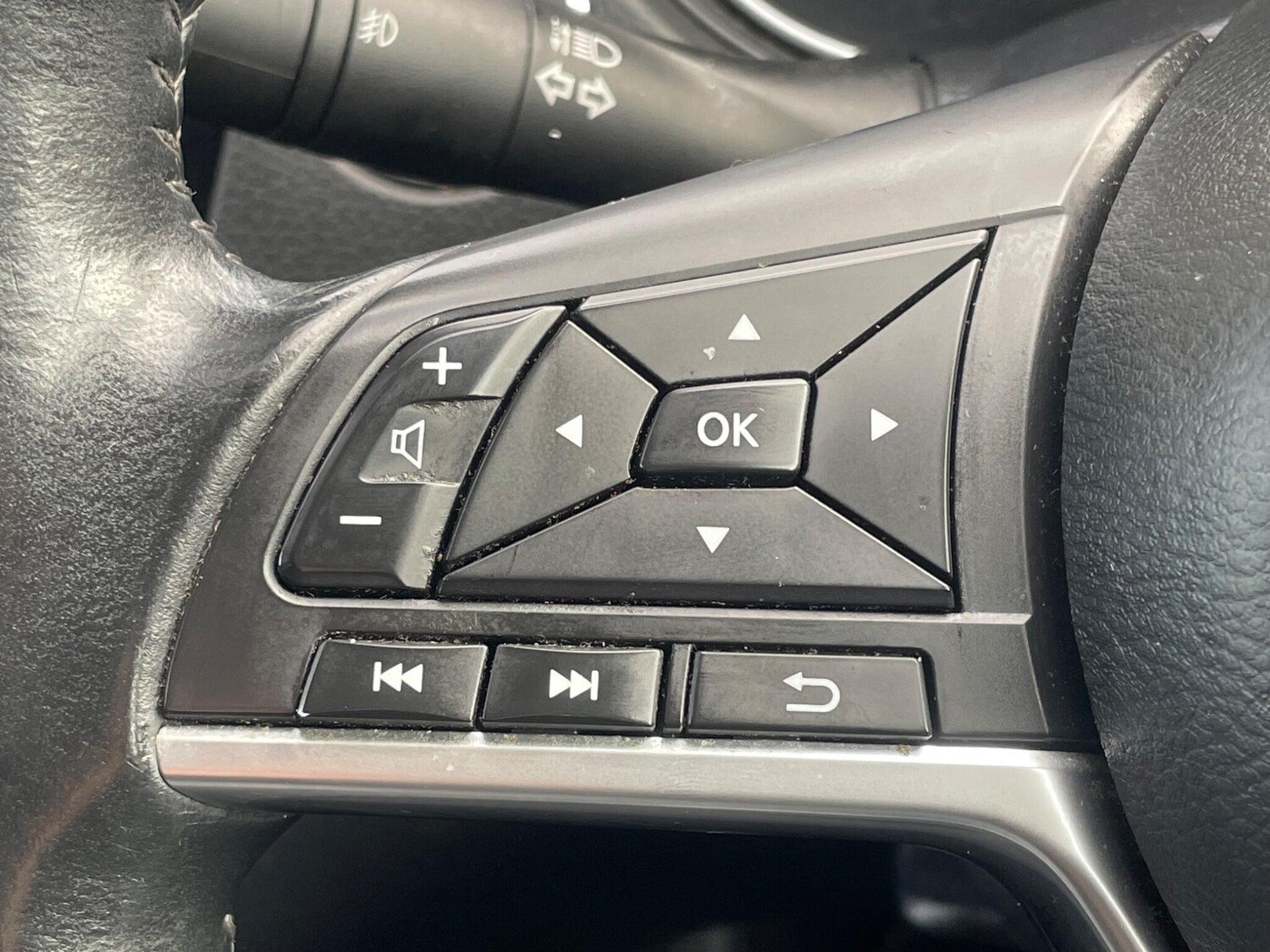 Used Nissan Qashqai 2017 for sale - 76109519: Photo 30