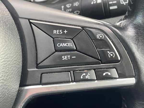 Used Nissan Qashqai 2017 for sale - 76109519: Photo 32