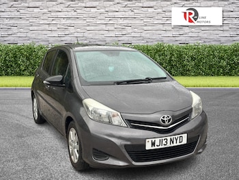 Used Toyota Yaris 2013 for sale - 76004693: Photo