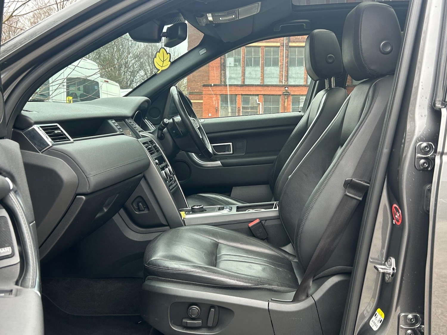 Used Land Rover Discovery Sport 2018 for sale - 77484109: Photo 16