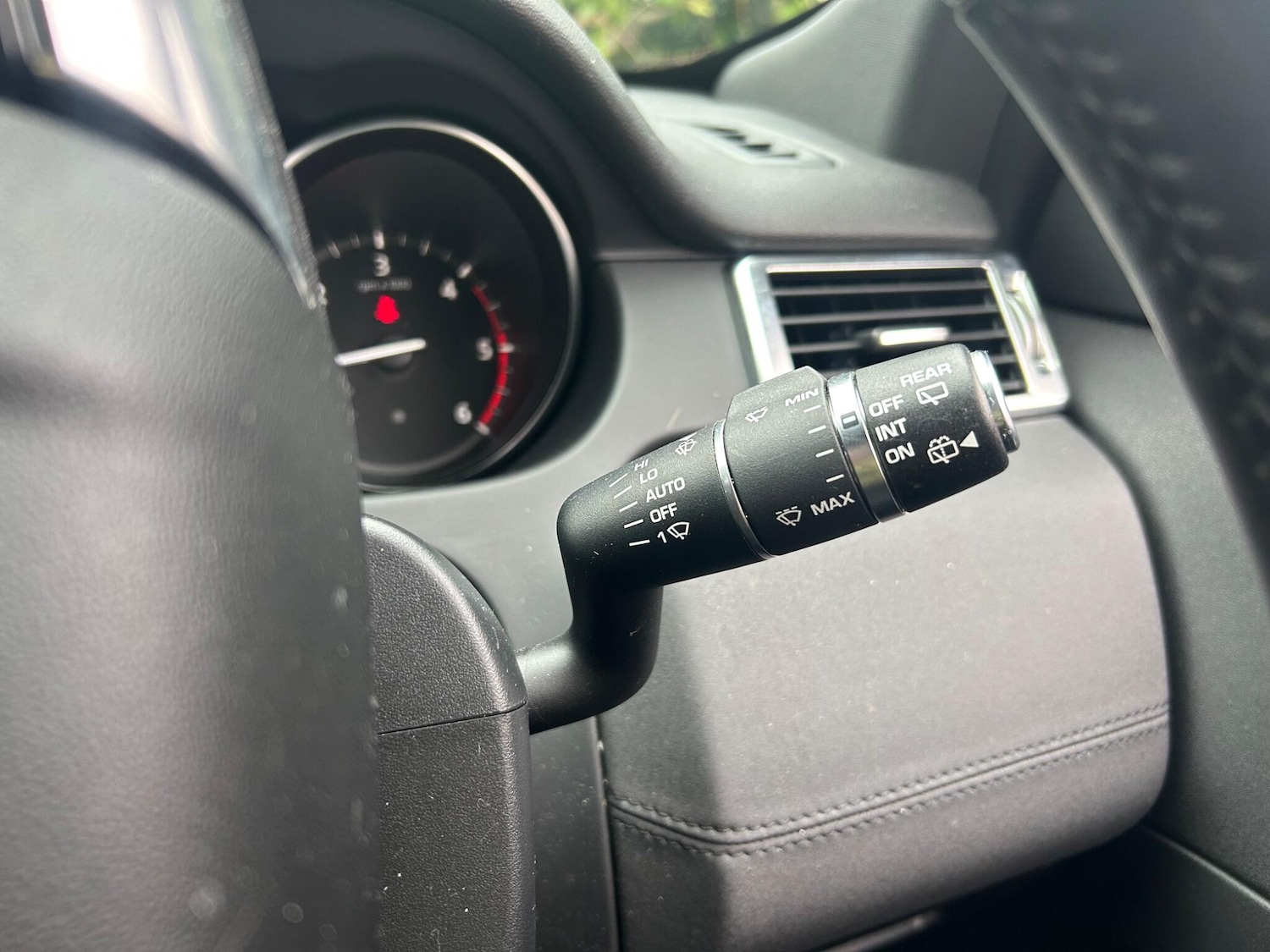 Used Land Rover Discovery Sport 2018 for sale - 77484109: Photo 59