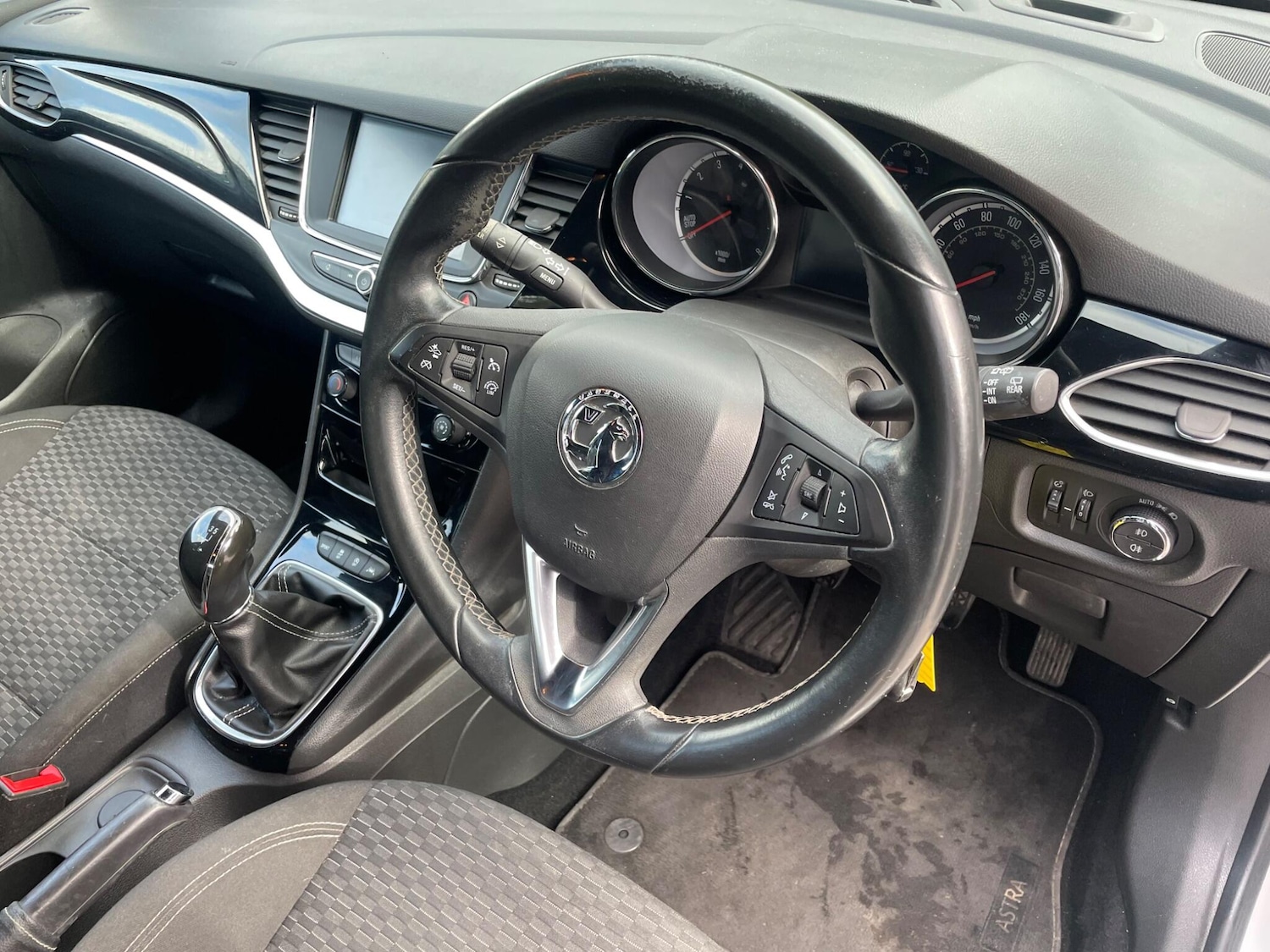 Used Vauxhall Astra 2016 for sale - 77097505: Photo 20