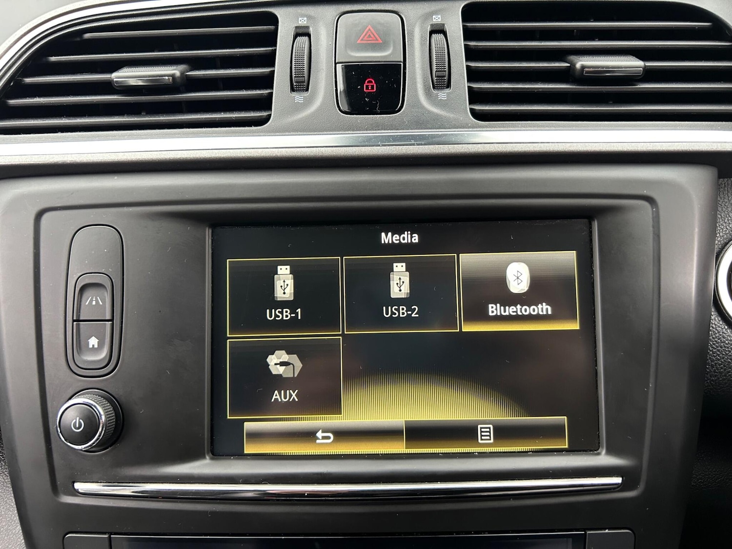 Used Renault Kadjar 2016 for sale - 77215306: Photo 45