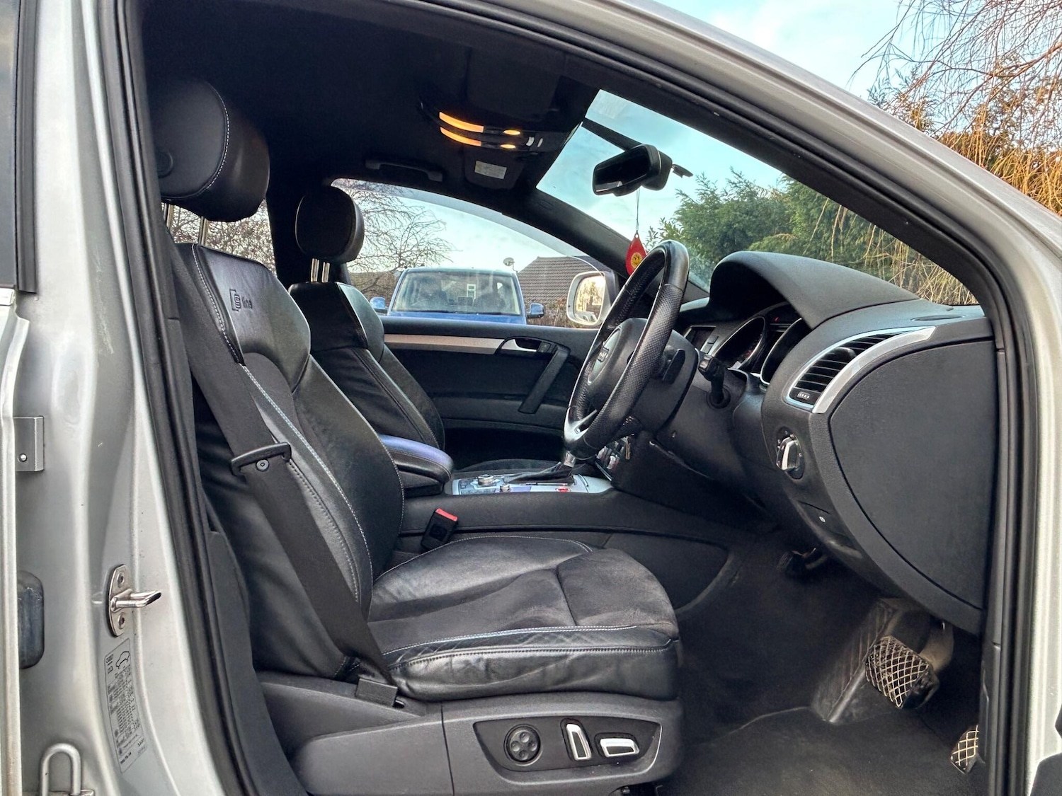 Used Audi Q7 2015 for sale - 77279714: Photo 33