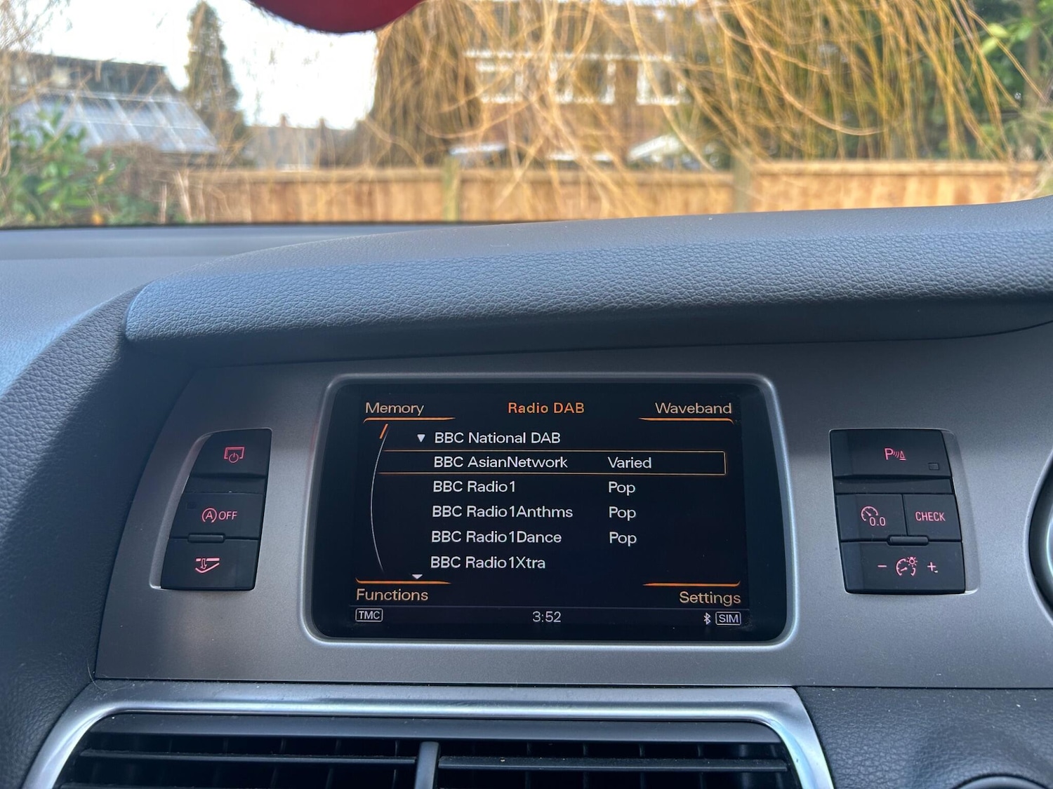 Used Audi Q7 2015 for sale - 77279714: Photo 45